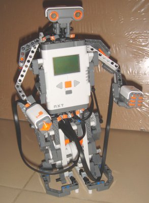 Lego-Robot-1.jpg
