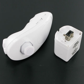 wii-wireless-nunchuck-2.jpg