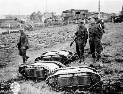 Mini-tanks-p012953.jpg